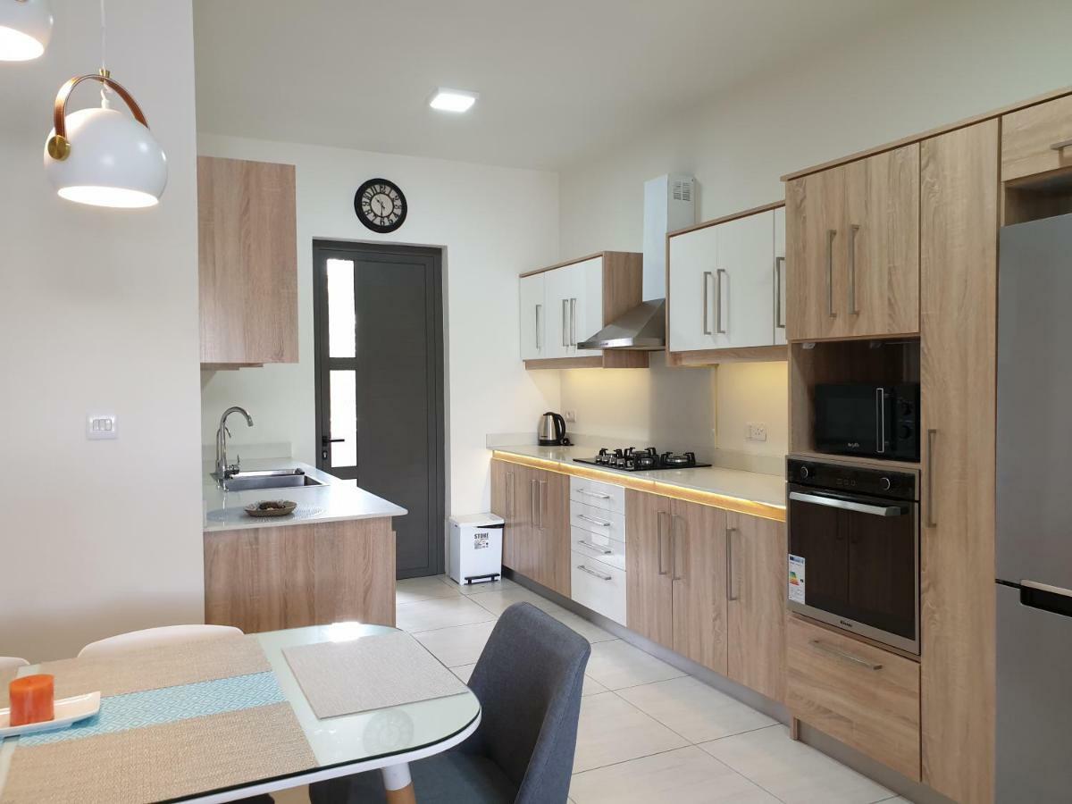 Westwood Luxury Penthouse With Private Roof Top Ref 15847 Flic en Flac Экстерьер фото