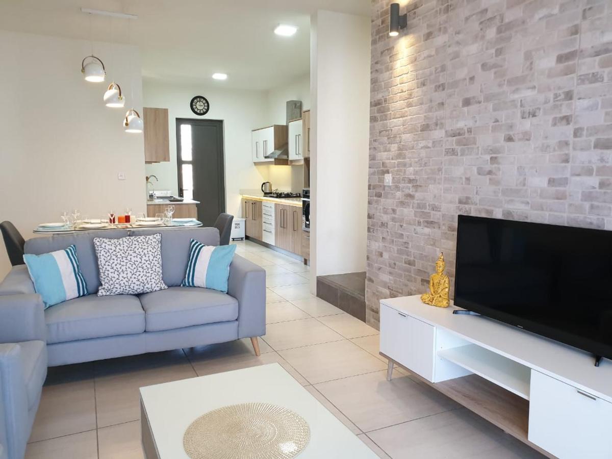 Westwood Luxury Penthouse With Private Roof Top Ref 15847 Flic en Flac Экстерьер фото