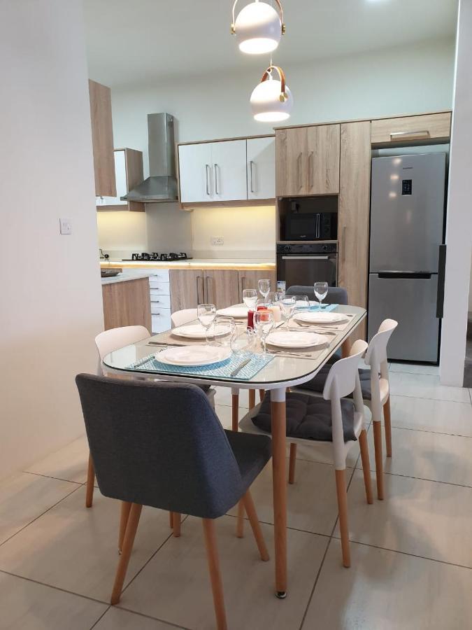Westwood Luxury Penthouse With Private Roof Top Ref 15847 Flic en Flac Экстерьер фото
